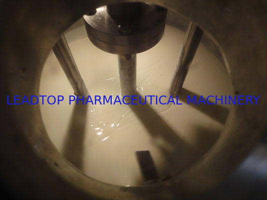 قیمت کارخانه دو سیلندر هیدرولیک لیفت 5L-20000L خط تولید آرایشی ماشین خلاء امولسیفور